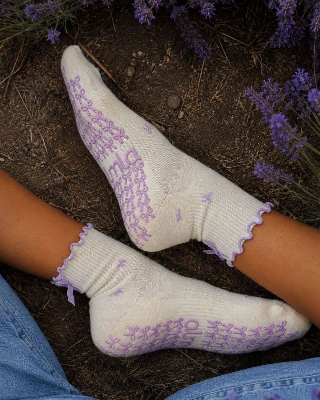 Lavender Bow Pattern Grip Sock Non-Slip Pilates & Barre Sock